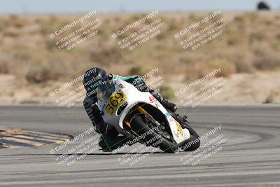 media/Oct-04-2025-CVMA (Sat) [[408bcdd6e4]]/Race 10-Amateur Supersport Middleweight/